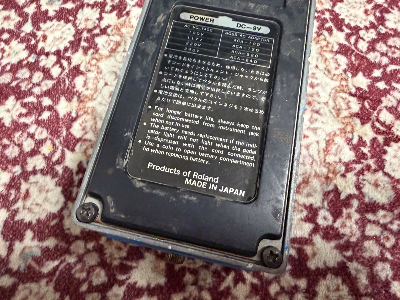 BOSS CS-1日本製個体のACA電源表記