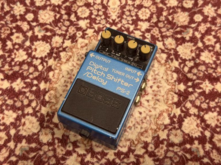 BOSS PS-2レビュー｜8ビットの怪しいピッチシフトとディレイ