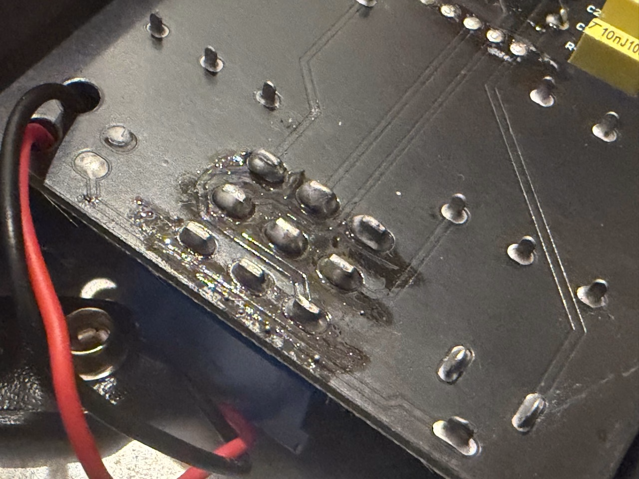 Demonfx Breaker Drive所有個体の基板裏とスイッチ接続部