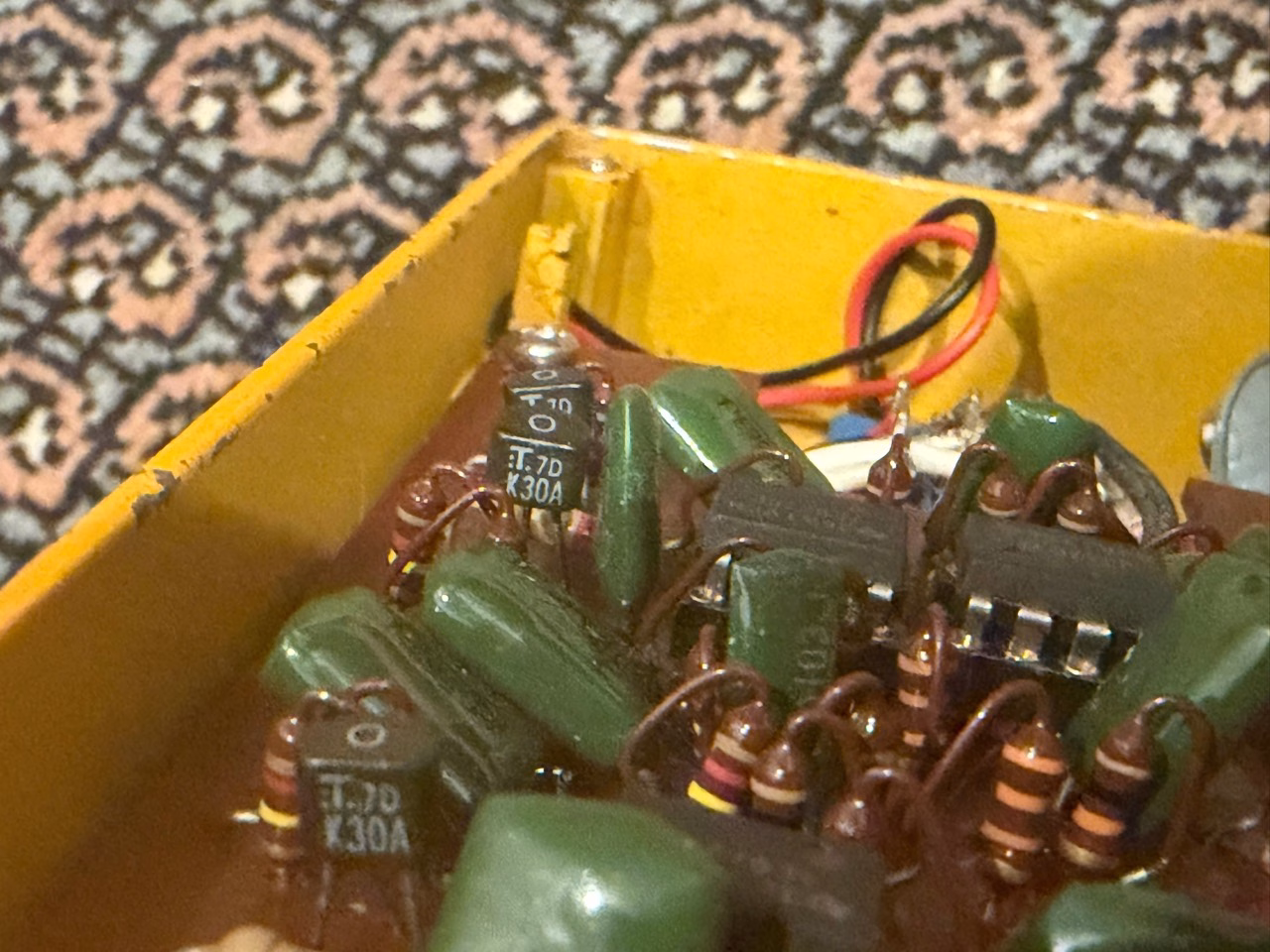 Guyatone PS-101所有個体に搭載された2SK30A JFET
