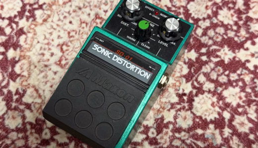 緑色のMaxon SD-01 Sonic Distortionの外観