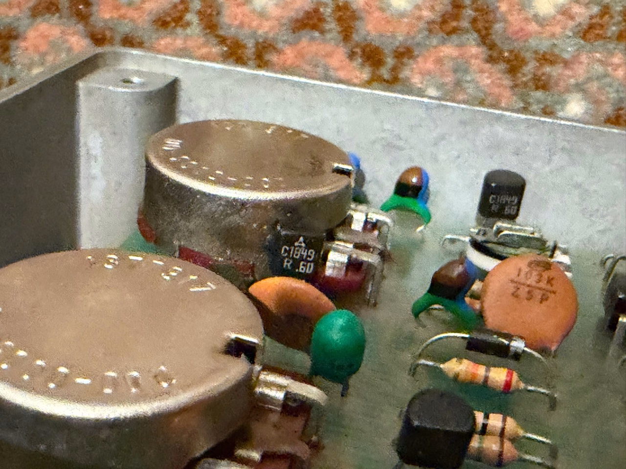 ROSS Compressor所有個体の松下2SC1849トランジスター