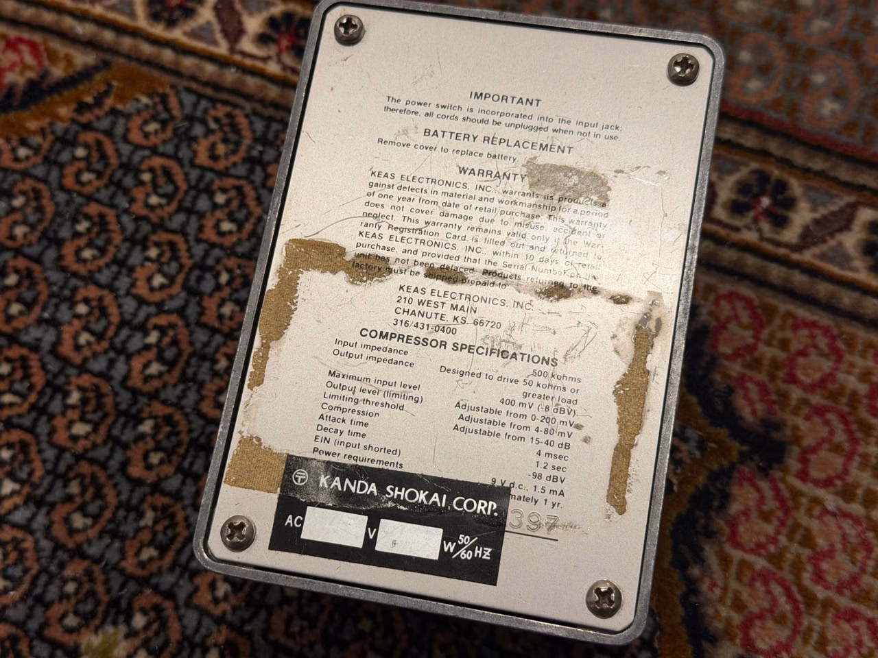 ROSS Compressor所有個体のKEAS Electronics底面仕様ラベルと神田商会シール